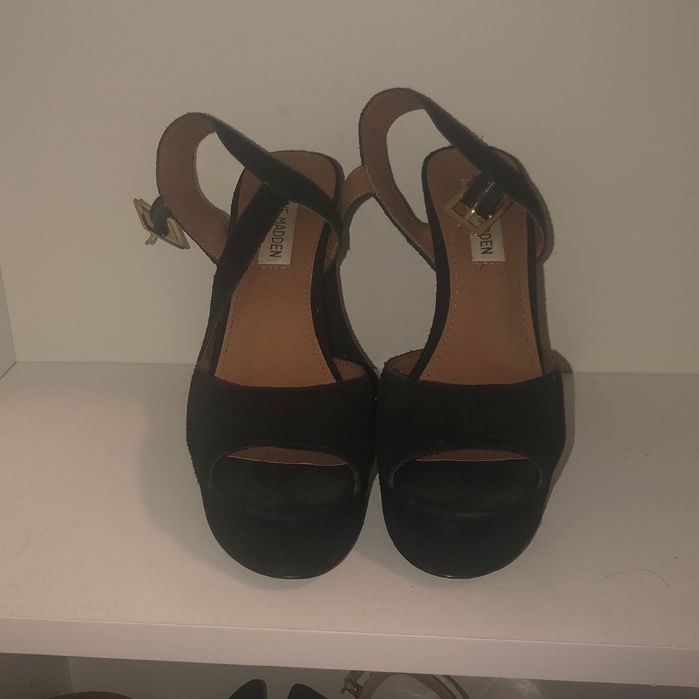 Steve Madden platform Pump